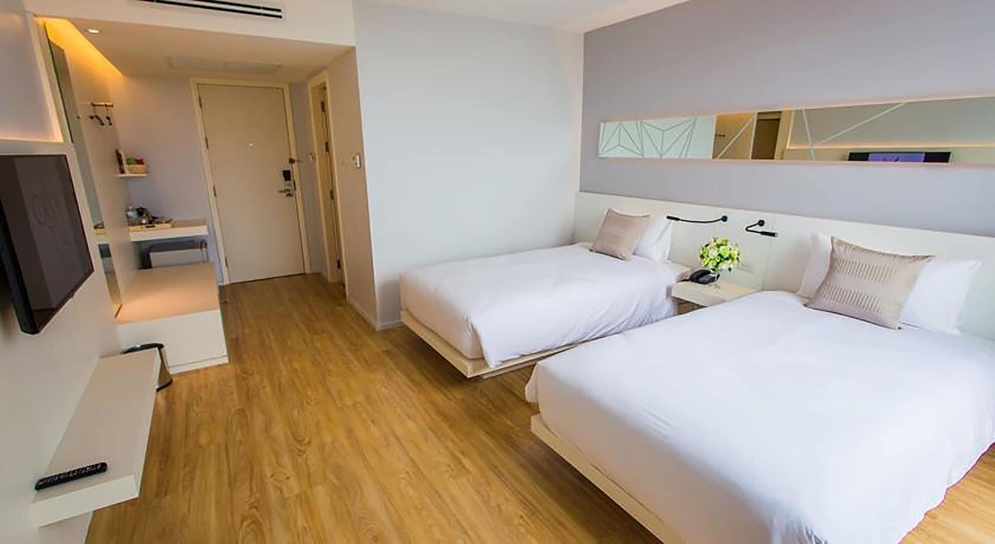 Crystal Hotel هات ياي المظهر الخارجي الصورة