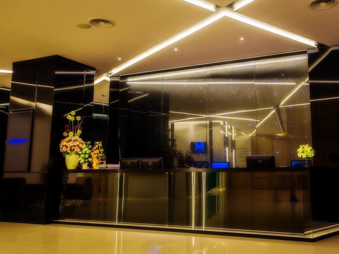 Crystal Hotel هات ياي المظهر الخارجي الصورة