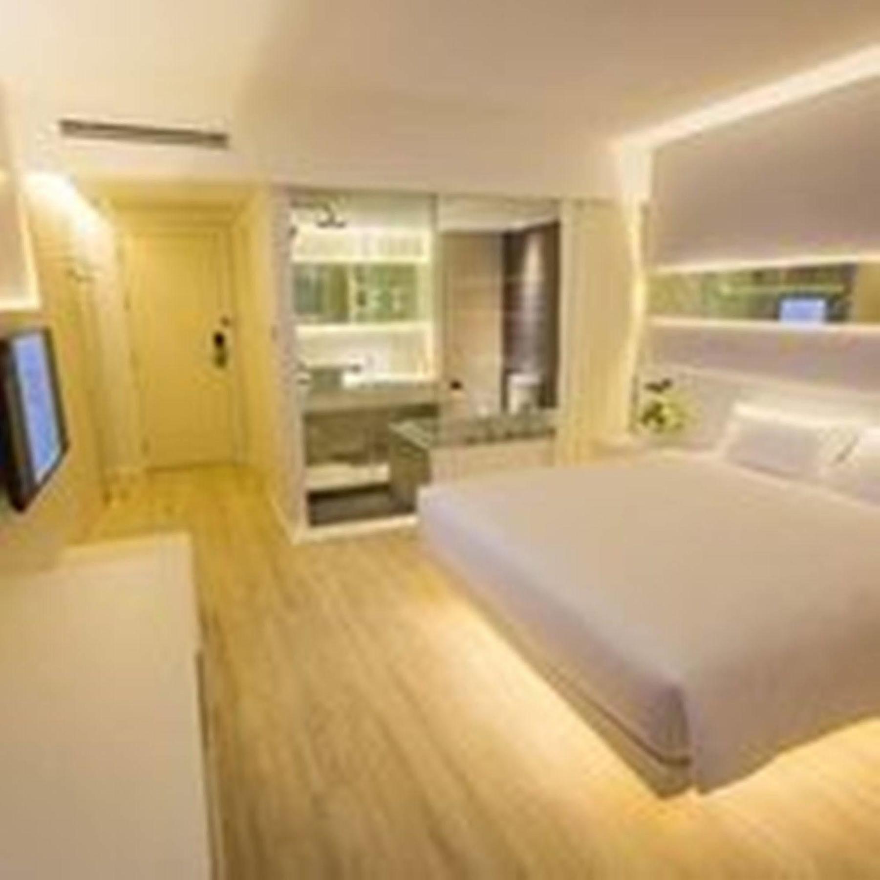 Crystal Hotel هات ياي المظهر الخارجي الصورة